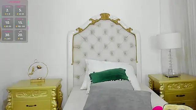 Alison Carde05 online show from 10/28/25, 11:58