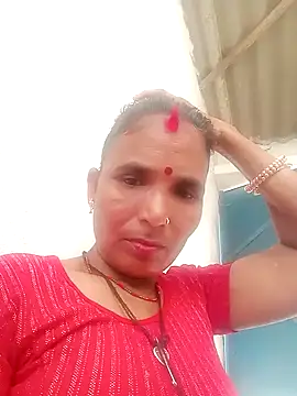 Snapshot of Monika_thakurr chatting on 09/15/25, 08:25 Monika thakurr online show from 09/15/25, 08:25