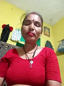 Snapshot of Monika_thakurr chatting on 09/23/25, 09:29 Monika thakurr online show from 09/23/25, 09:29