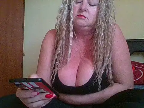 Snapshot of teticalinte chatting on 07/13/26, 10:12 teticalinte online show from 07/13/26, 10:12