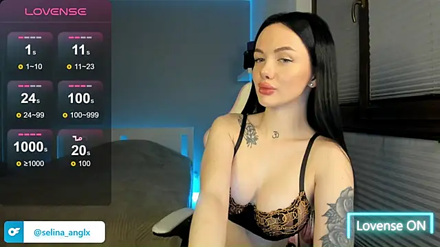 SelinaStorm online show from 12/01/25, 12:59