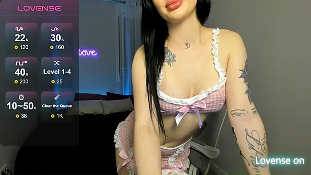Snapshot of SelinaStorm chatting on 06/08/26, 01:28 SelinaStorm online show from 06/08/26, 01:28