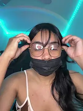 Snapshot of Kyra__Rose chatting on 02/07/26, 09:40 Kyra Rose online show from 02/07/26, 09:40