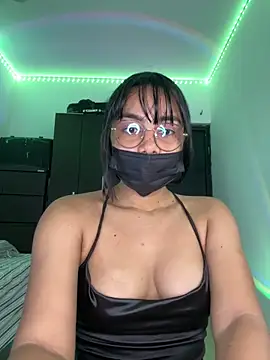 Snapshot of Kyra__Rose chatting on 02/08/26, 09:40 Kyra Rose online show from 02/08/26, 09:40