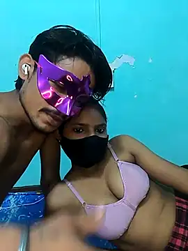 Antique-stickchart-couple online show from 09/20/25, 02:45