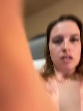 Snapshot of amberrose094 chatting on 03/18/26, 07:28 amberrose094 online show from 03/18/26, 07:28