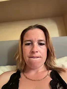 amberrose094 online show from 06/25/26, 07:29
