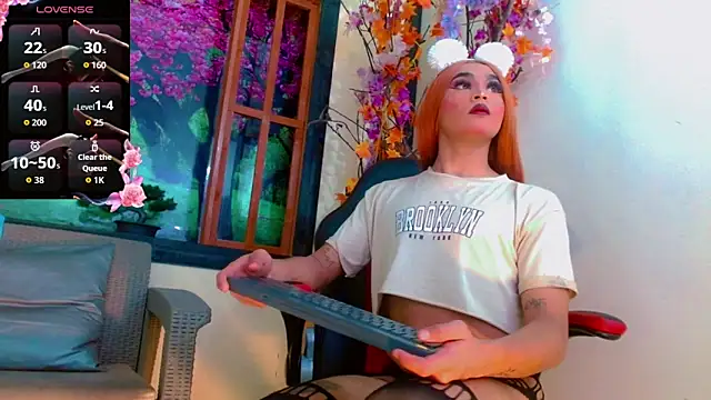 Natasha clifford online show from 12/18/25, 07:31