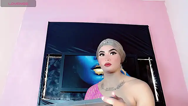 Natasha clifford online show from 03/29/26, 08:09