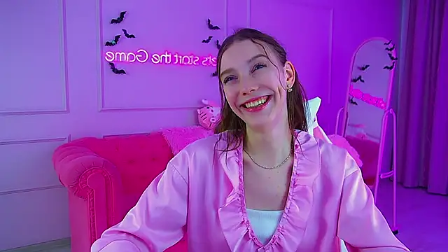 VeronicaVances online show from 11/06/25, 06:09