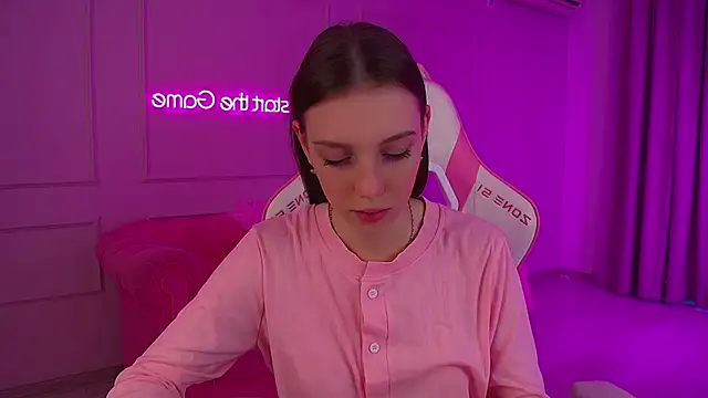 VeronicaVances online show from 02/03/26, 06:40