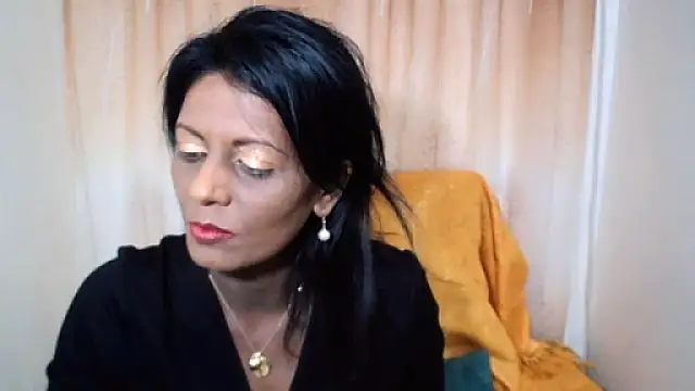 Indianpeaches online show from 10/14/25, 05:41