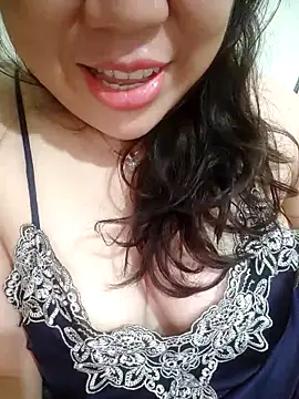 Julyy08 online show from 05/11/26, 09:04