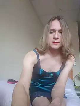 Snapshot of FlorineTV chatting on 02/13/26, 09:38 FlorineTV online show from 02/13/26, 09:38