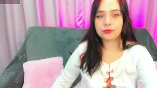 Snapshot of Alis_Platt chatting on 10/11/25, 01:05 Alis Platt online show from 10/11/25, 01:05