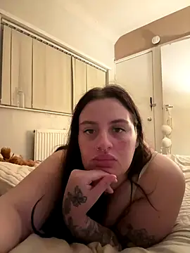 Victoriasteel online show from 11/04/25, 05:56