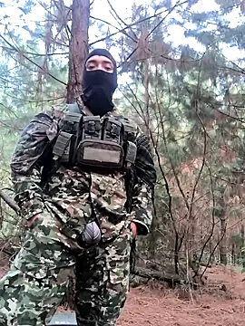 Snapshot of lamejorpene chatting on 10/19/25, 12:39 lamejorpene online show from 10/19/25, 12:39