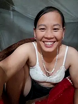 Snapshot of Seg_min chatting on 09/29/25, 10:53 Seg min online show from 09/29/25, 10:53
