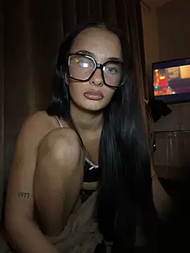 Spicy-Rosie20 online show from 12/16/25, 08:47