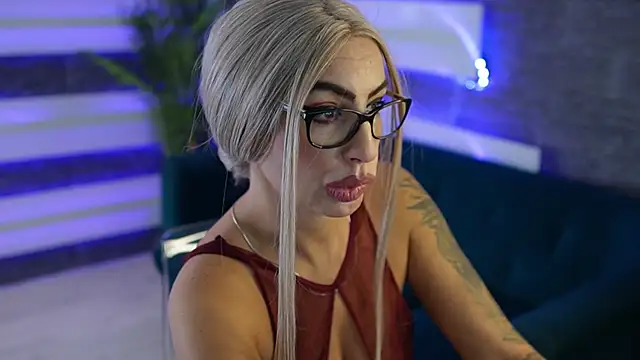 SugarRush  online show from 10/01/25, 11:38