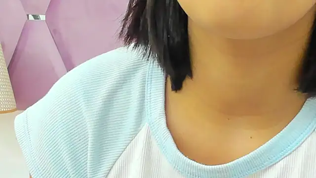 Snapshot of MaskedGirl_ chatting on 09/18/25, 11:56 MaskedGirl online show from 09/18/25, 11:56