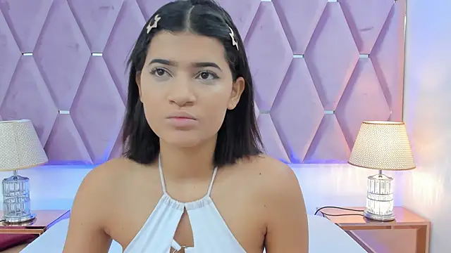 Snapshot of MaskedGirl_ chatting on 10/10/25, 11:31 MaskedGirl online show from 10/10/25, 11:31