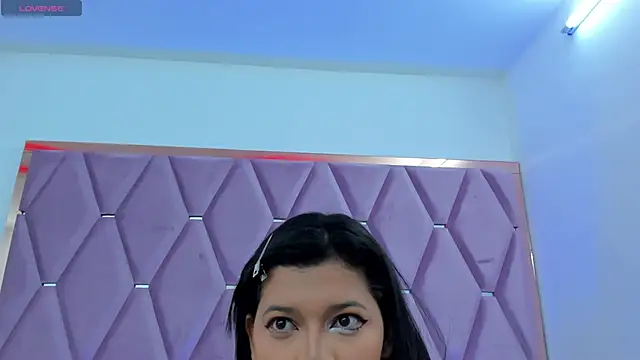 Snapshot of MaskedGirl_ chatting on 11/16/25, 11:05 MaskedGirl online show from 11/16/25, 11:05