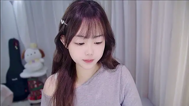 YUANYUAN-A online show from 01/11/26, 11:37