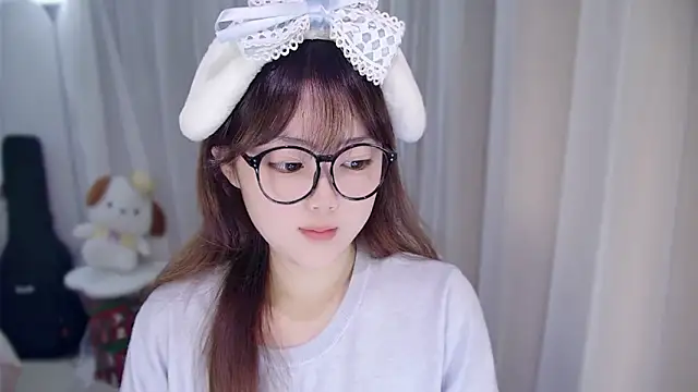 Snapshot of YUANYUAN-A chatting on 03/22/26, 12:52 YUANYUAN-A online show from 03/22/26, 12:52
