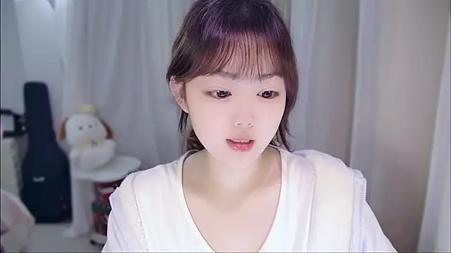 Snapshot of YUANYUAN-A chatting on 03/26/26, 12:11 YUANYUAN-A online show from 03/26/26, 12:11