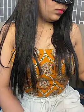 Snapshot of Riya-6969 chatting on 07/10/26, 03:03 Riya-6969 online show from 07/10/26, 03:03