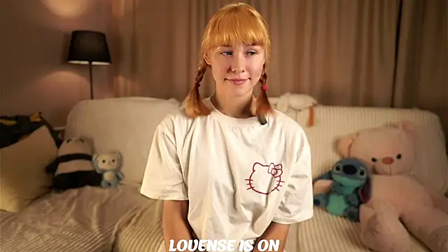 Snapshot of BritniBers chatting on 09/24/25, 09:23 BritniBers online show from 09/24/25, 09:23