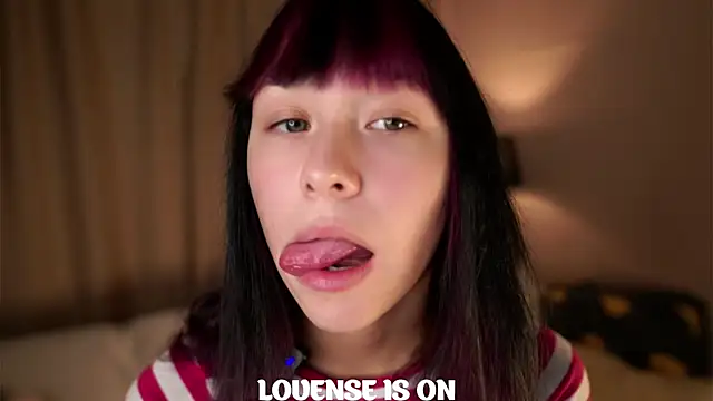 Snapshot of BritniBers chatting on 10/04/25, 10:46 BritniBers online show from 10/04/25, 10:46