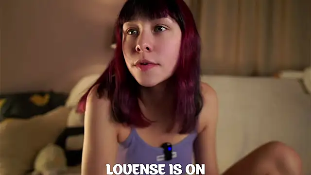 Snapshot of BritniBers chatting on 10/13/25, 10:59 BritniBers online show from 10/13/25, 10:59