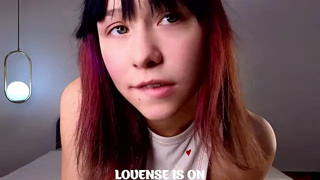 Snapshot of BritniBers chatting on 10/26/25, 01:28 BritniBers online show from 10/26/25, 01:28