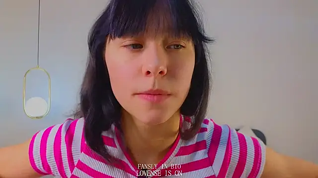 Snapshot of BritniBers chatting on 11/09/25, 10:35 BritniBers online show from 11/09/25, 10:35