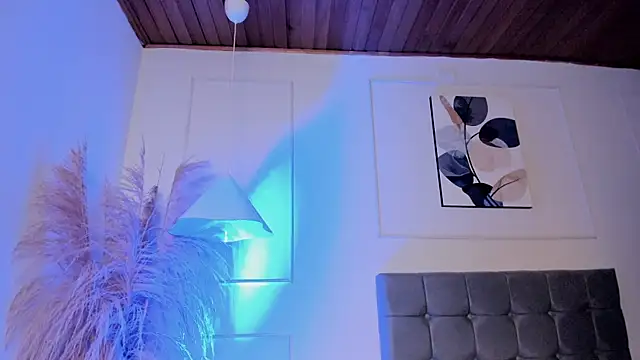 nikolevoshkie  online show from 04/13/26, 07:41