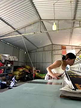 Snapshot of han-cute chatting on 09/24/25, 01:53 han-cute online show from 09/24/25, 01:53