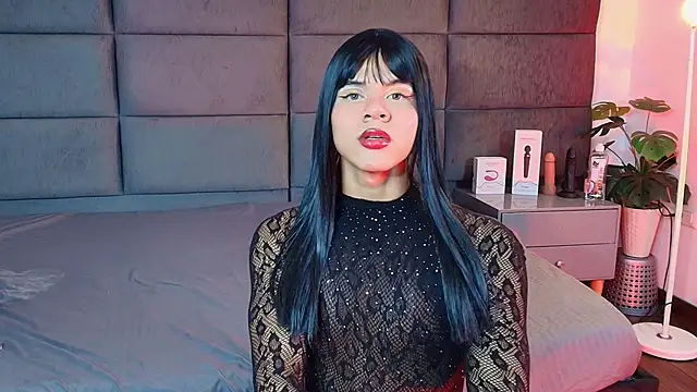 Snapshot of Slenna_Moon chatting on 12/20/25, 02:51 Slenna Moon online show from 12/20/25, 02:51