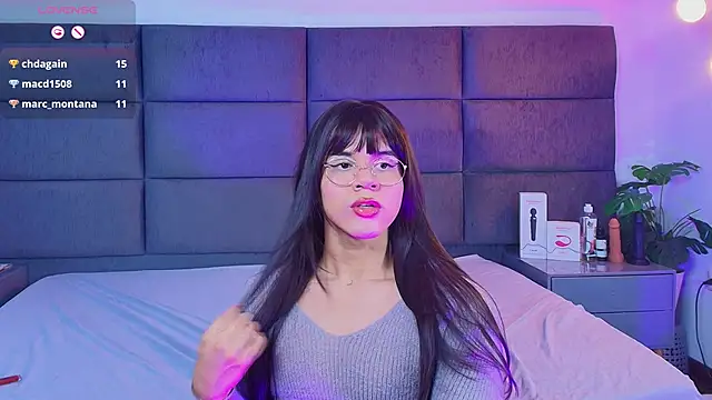 Slenna Moon online show from 01/15/26, 02:27