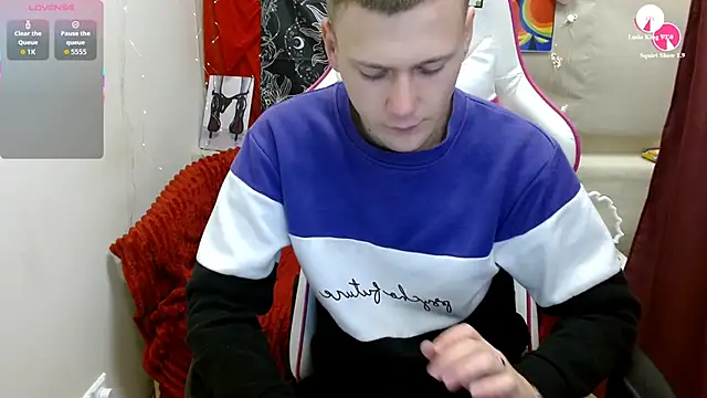 Xavier Night81 online show from 10/03/25, 07:27