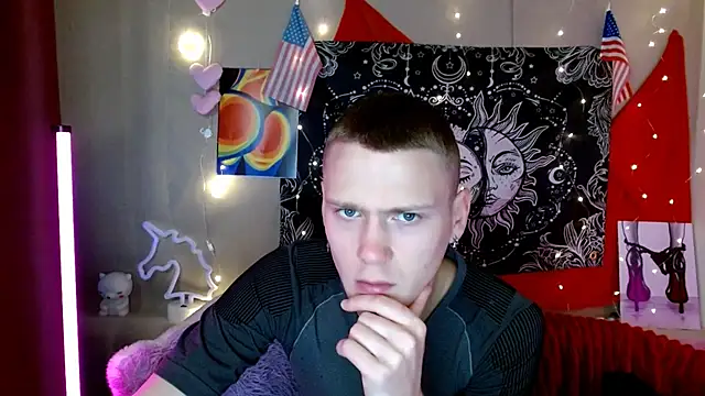 Xavier Night81 online show from 10/14/25, 07:20