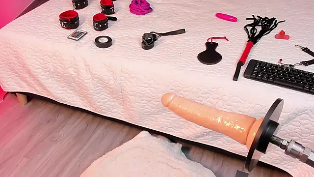 Kristenbread online show from 09/23/25, 08:01