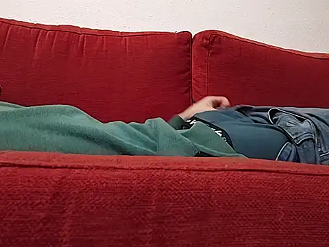 Snapshot of elchavalin chatting on 11/14/25, 06:39 elchavalin online show from 11/14/25, 06:39