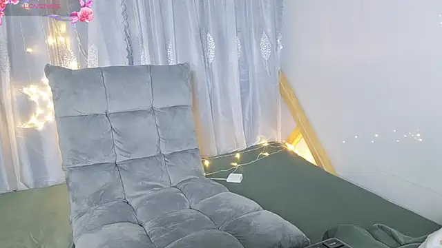 Jade-0906 online show from 09/16/25, 03:46