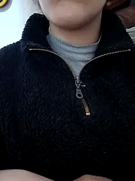 Snapshot of Ahalm chatting on 02/27/26, 08:53 Ahalm online show from 02/27/26, 08:53