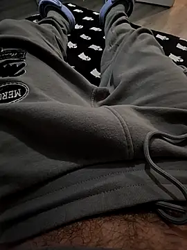 Naughty-Jordyns-Dick online show from 11/10/25, 01:26