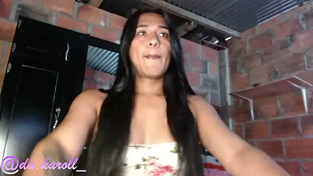  Diviine karoll  online show from 09/13/25, 06:18