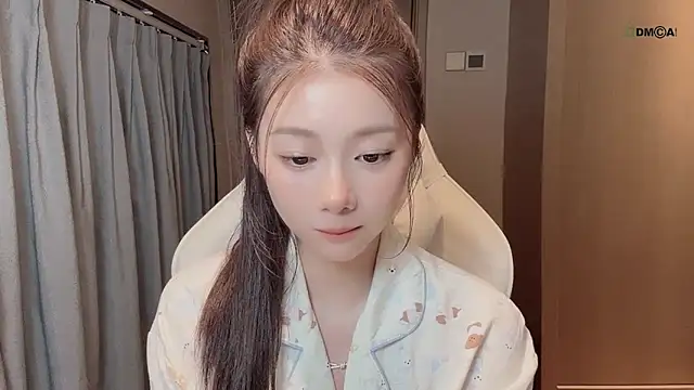 Makinghappymyself  online show from 12/02/25, 02:45