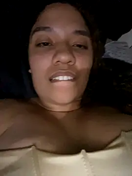 Snapshot of MorganaBelc chatting on 11/26/25, 04:46 MorganaBelc online show from 11/26/25, 04:46